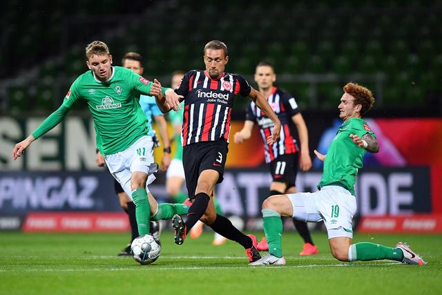 周鹏19分深圳不敌广东 洛夫顿43+18上海胜天津